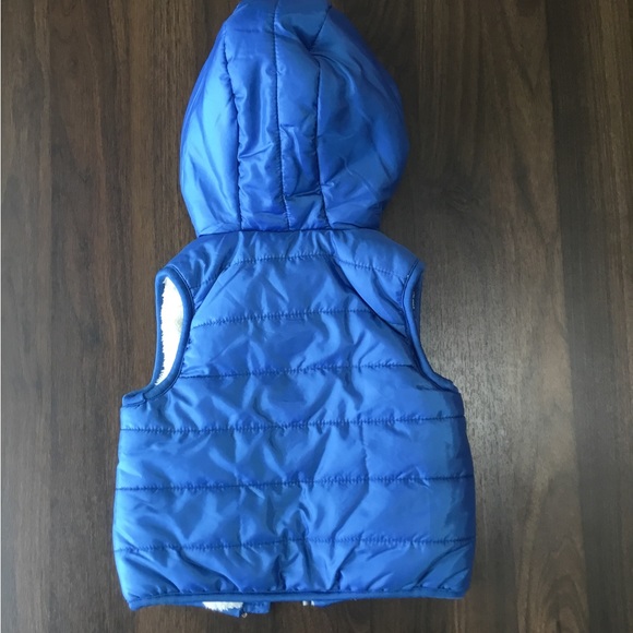 Puffy vest - Picture 2 of 2
